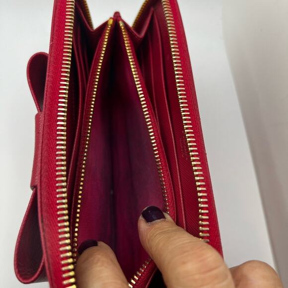 GUC Prada Saffiano Fiocco Peonia Wallet - Picture 10 of 11